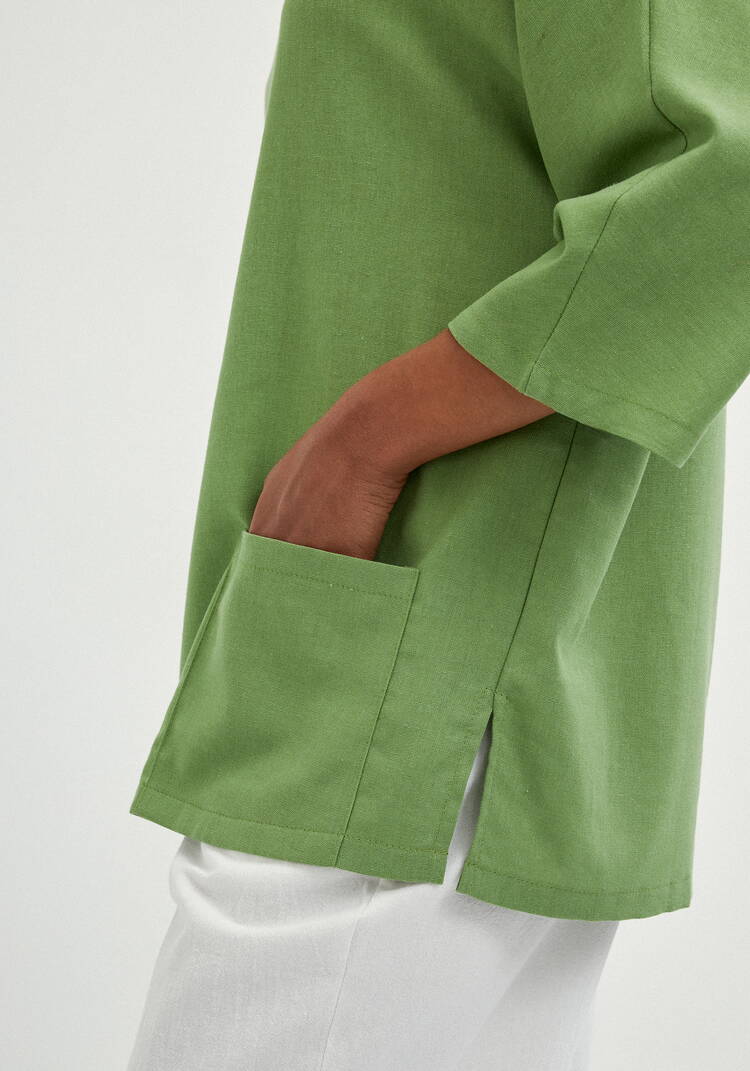 Блуза с контрастной внутренней отделкой шир.  750, рис. 14