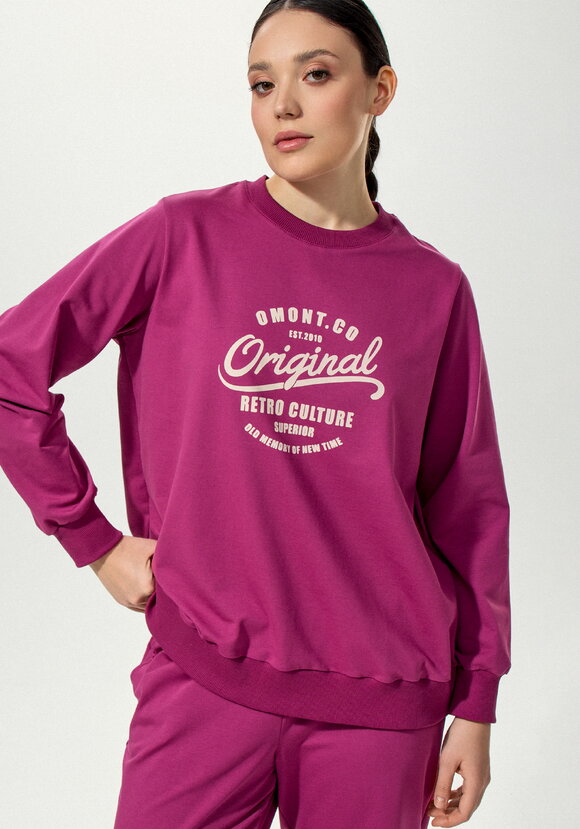 Костюм из брюк и свитшота с принтом на груди шир.  580, рис. 10