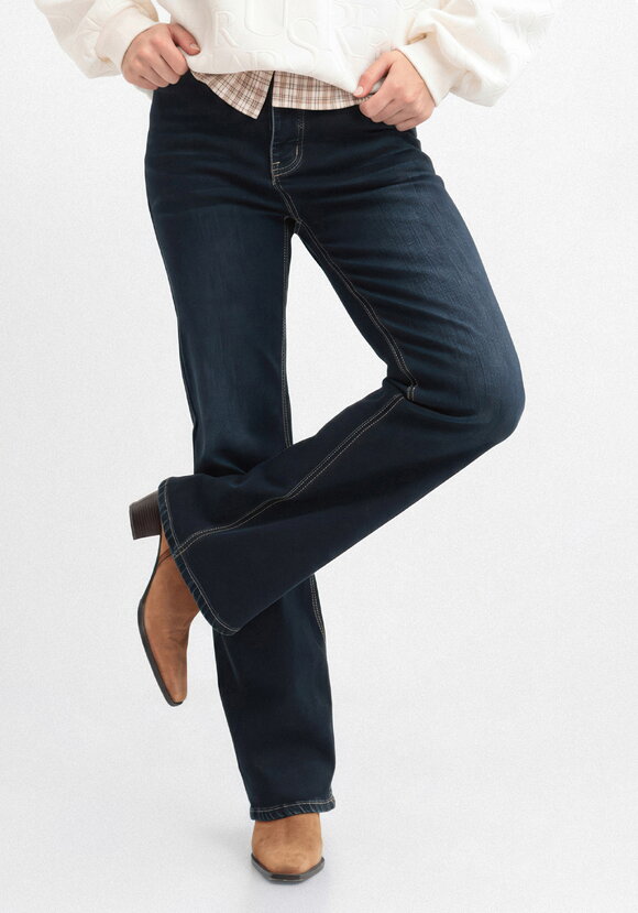 Джинсы с аппликацией сзади шир.  580, рис. 2