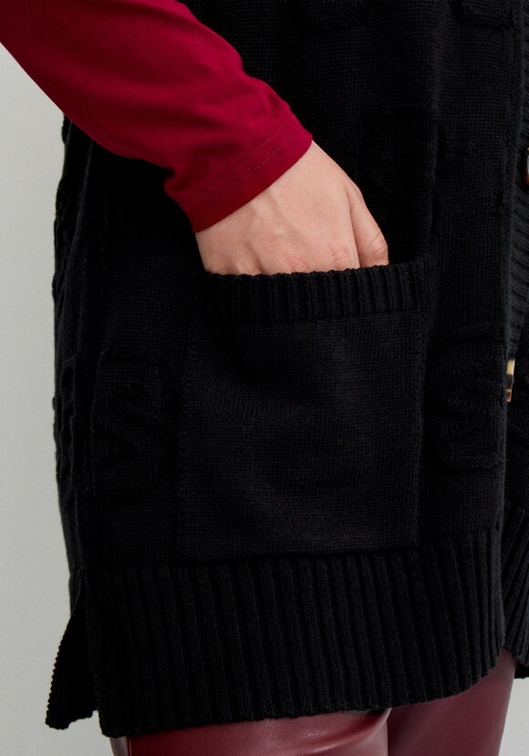 Жилет ажурный с карманами шир.  580, рис. 13