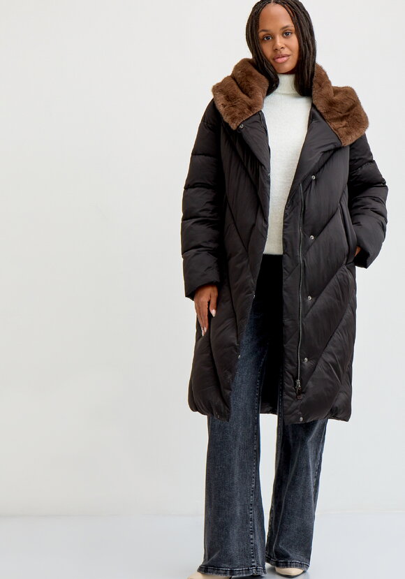 Куртка Жанна шир.  580, рис. 1