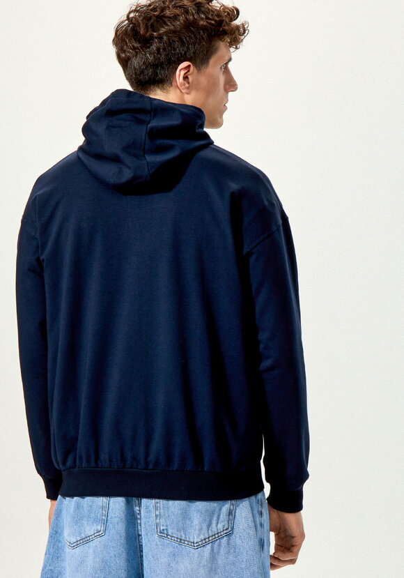 Толстовка с вышивкой шир.  580, рис. 3