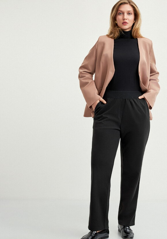 Прямые брюки на резинке с карманами шир.  580, рис. 16