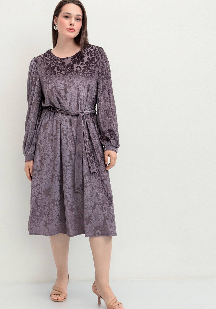 Платье с цветами из бархата шир.  750, рис. 33