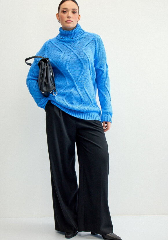 Свитер с объемными ромбами шир.  580, рис. 13