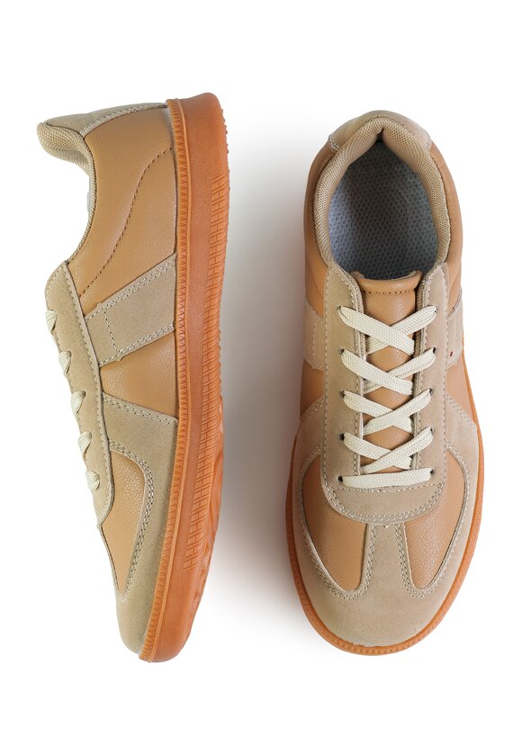 Кроссовки женские Николь шир.  580, рис. 39