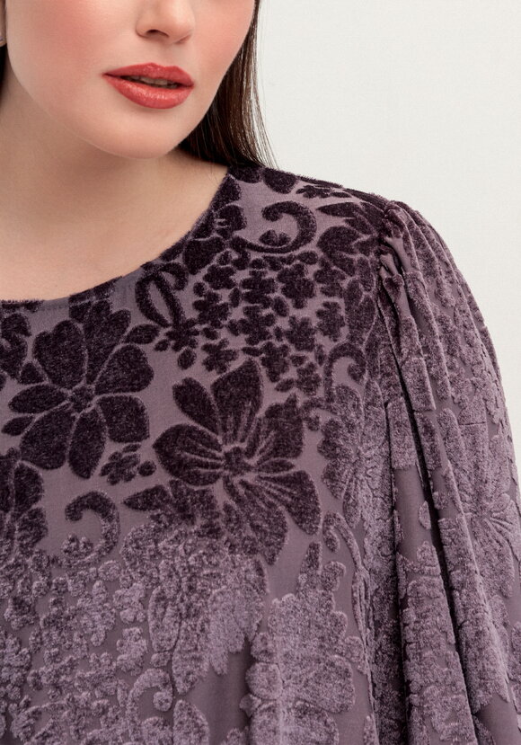 Блуза с цветами из бархата шир.  580, рис. 13