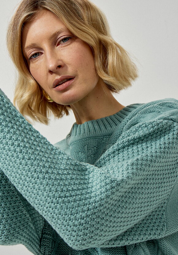 Джемпер с комбинированным фактурным рисунком шир.  580, рис. 13