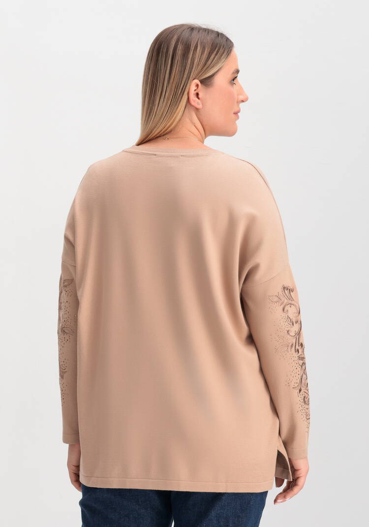 Джемпер с декоративной цветочной вышивкой шир.  750, рис. 3