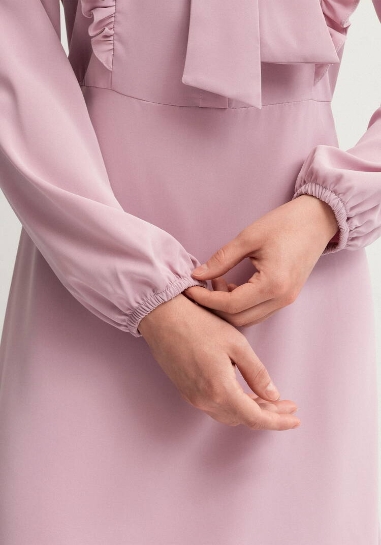 Платье с бантом и рюшами шир.  750, рис. 6