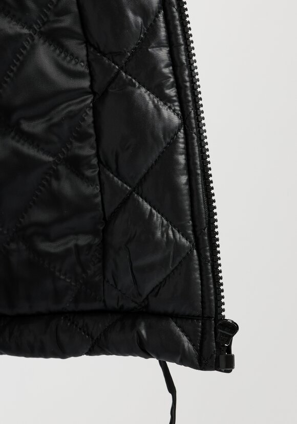 Куртка стёганая с капюшоном шир.  580, рис. 8