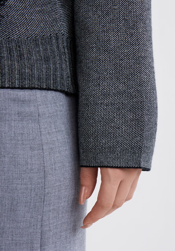 Джемпер с округлым вырезом горловины шир.  580, рис. 18