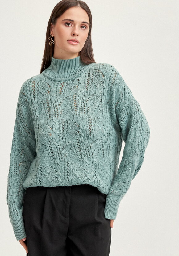 Джемпер с ажурными косами шир.  580, рис. 25