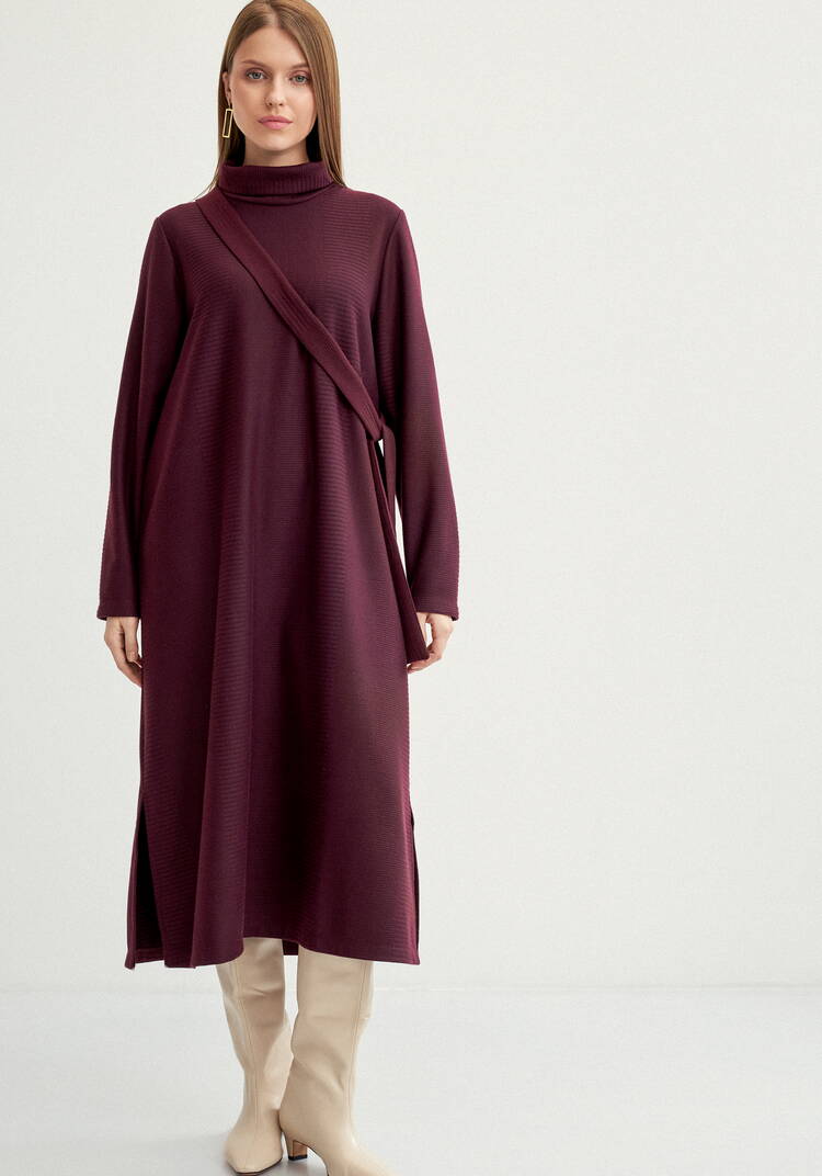 Платье с высоким горлом,прямое трикотажное шир.  750, рис. 8