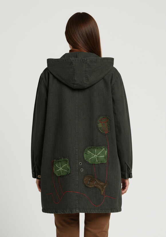 Куртка джинсовая с нашивками шир.  580, рис. 9