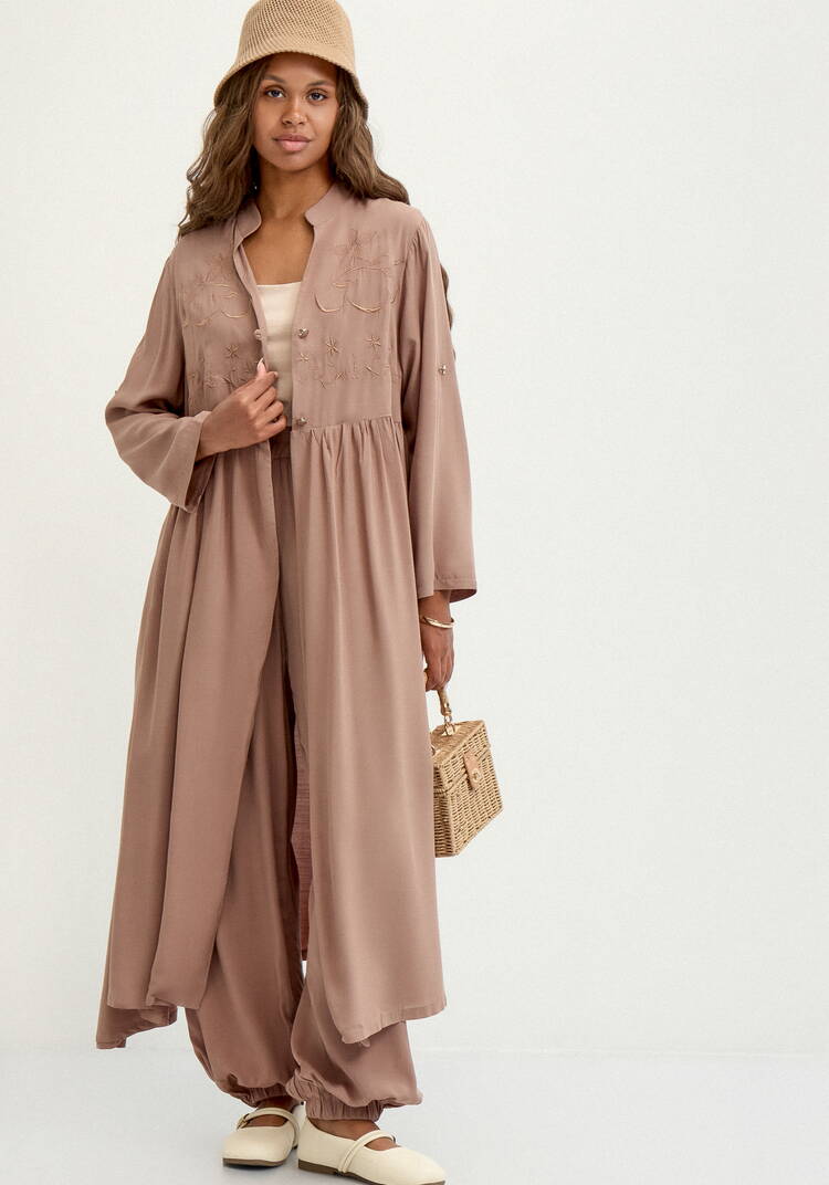 Рубашка с вышивкой на кокетке шир.  750, рис. 33