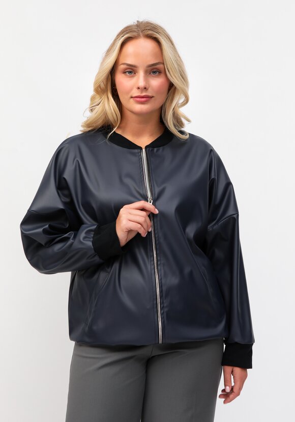 Бомбер Невероятное путешествие шир.  580, рис. 21