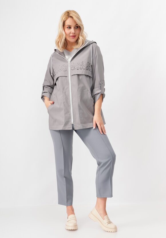 Ветровка с ажурной кокеткой шир.  580, рис. 46