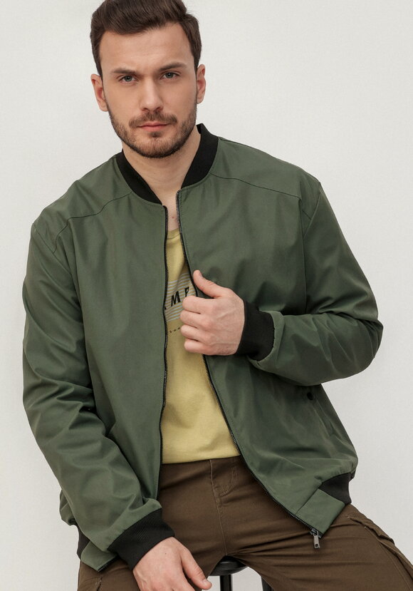 Бомбер мужской на молнии шир.  580, рис. 10