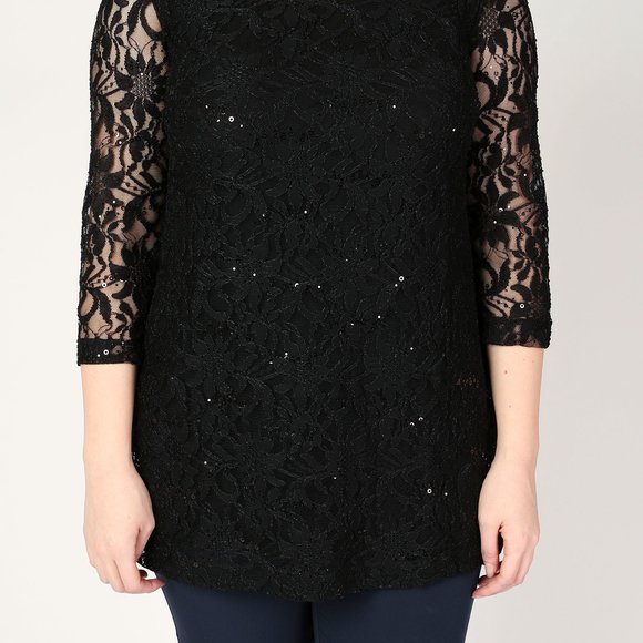 Туника из ажурной ткани шир.  580, рис. 29