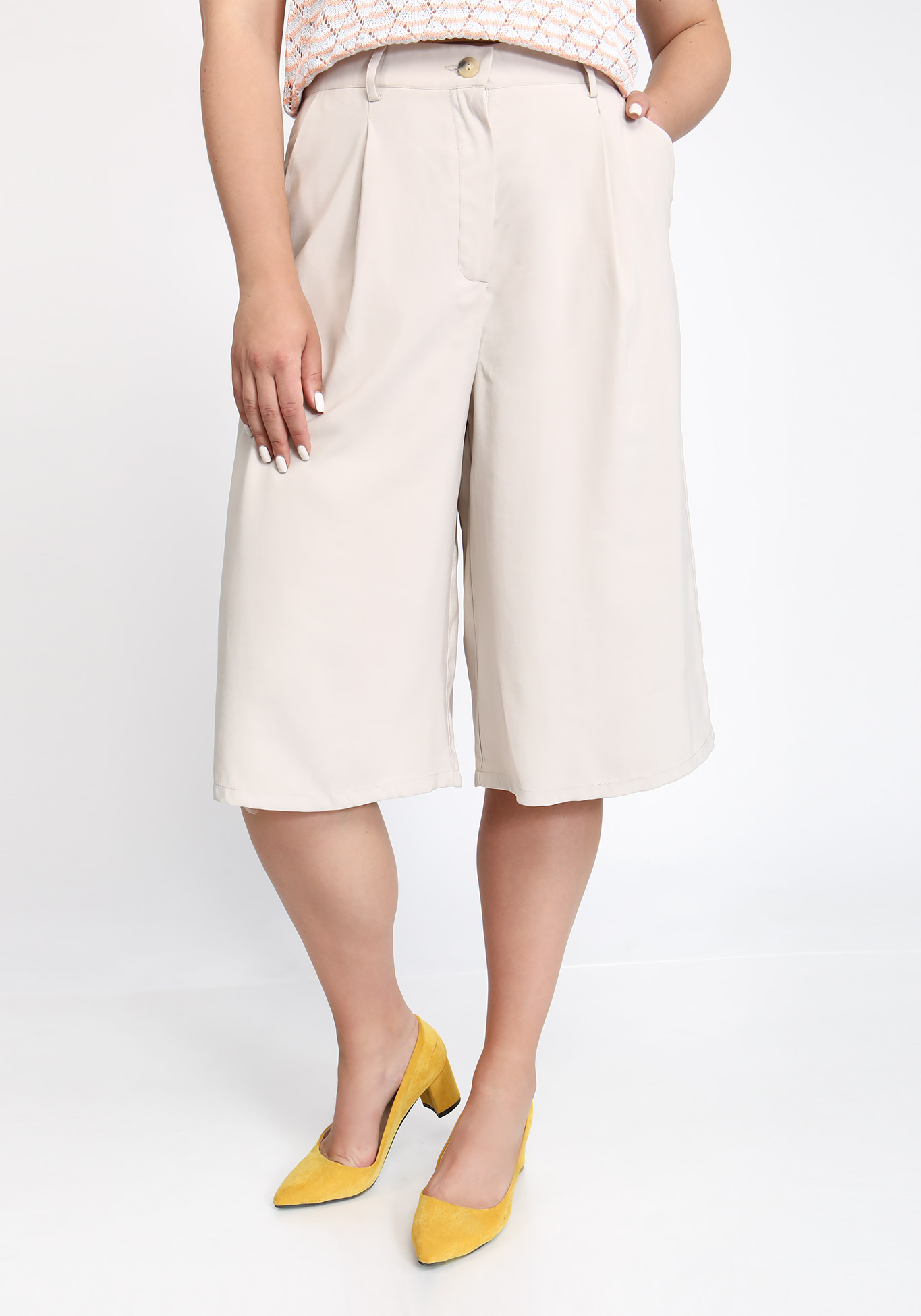 Бермуды с защипами