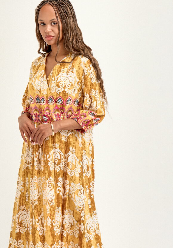 Платье с  рисунком шир.  580, рис. 10