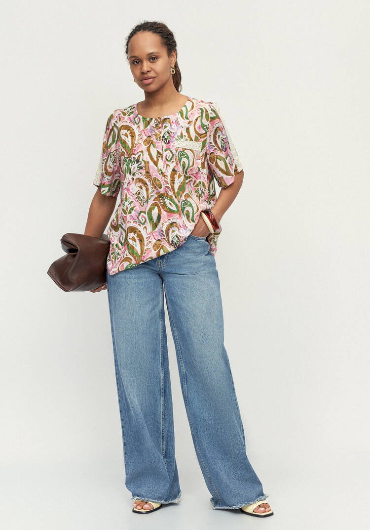 Блуза с лампасом из кружева по рукаву шир.  750, рис. 8