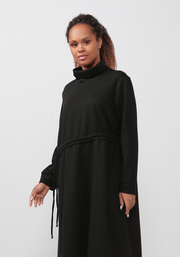 Платье из трикотажной ткани с кулиской шир.  580, рис. 18