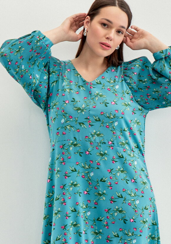 Платье с плиссировкой в цветочный принт шир.  580, рис. 18