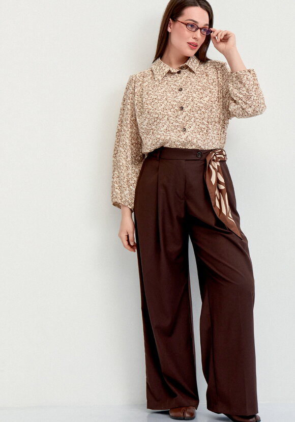 Блуза со складкой по спинке шир.  580, рис. 10