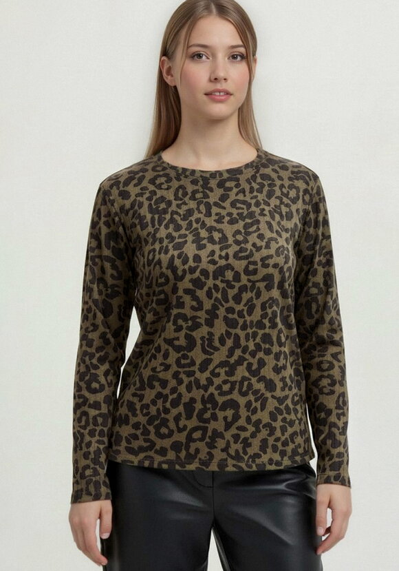 Лонгслив с анималистичным принтом шир.  580, рис. 11