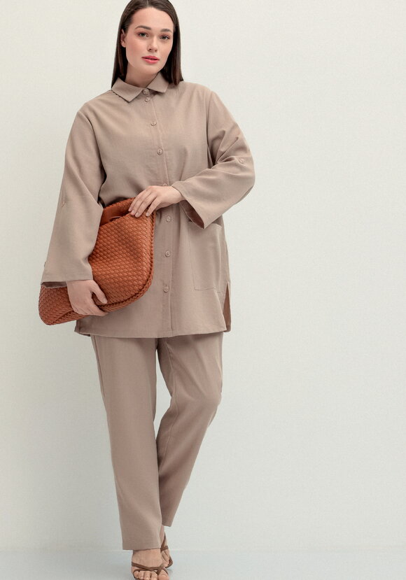 Брюки прямого кроя на резинке по поясу шир.  580, рис. 20