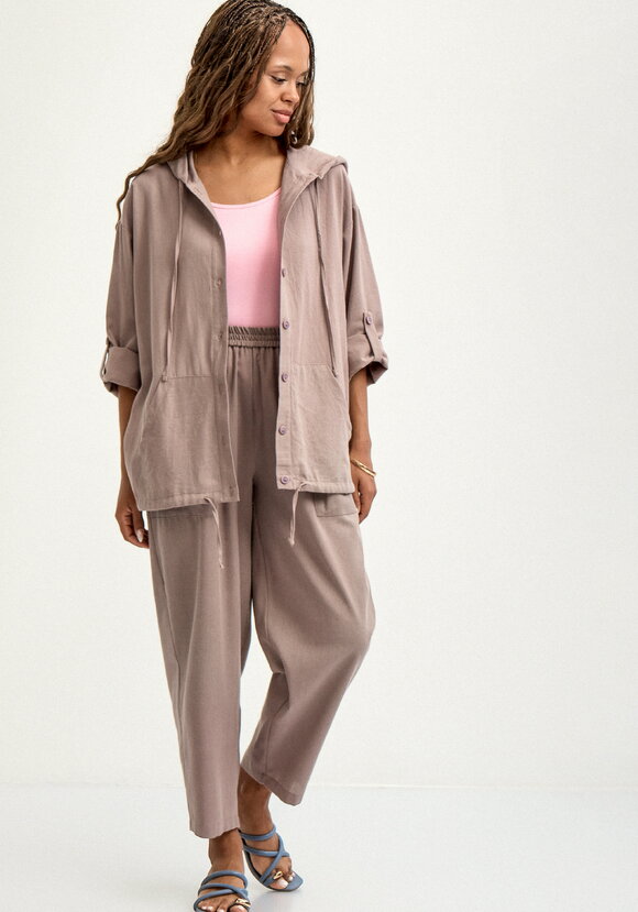 Пыльник изо льна с капюшоном шир.  580, рис. 8