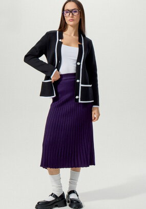 Юбка-плиссе на резинке ниже колена