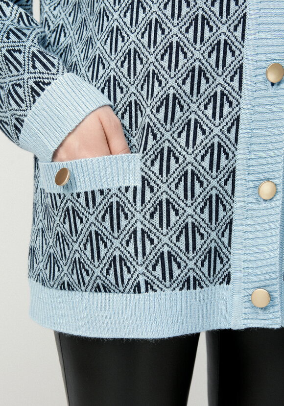 Кардиган удлиненный с графичным орнаментом шир.  580, рис. 20