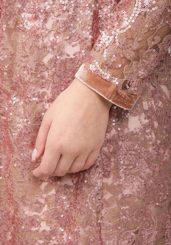 Платье с гипюром шир.  580, рис. 5