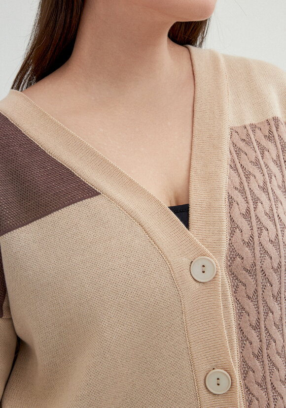 Кардиган с разноцветными вставками шир.  580, рис. 8