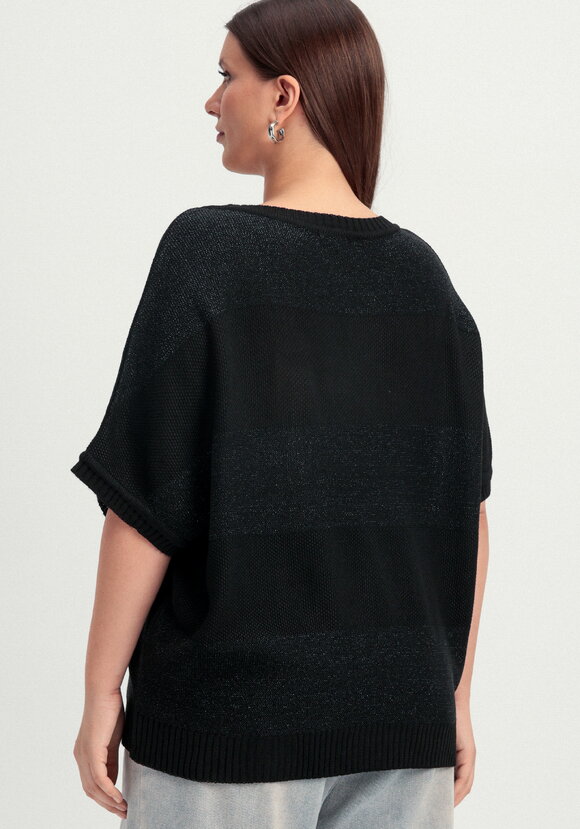 Жилет с V-образным вырезом свободного кроя шир.  580, рис. 10