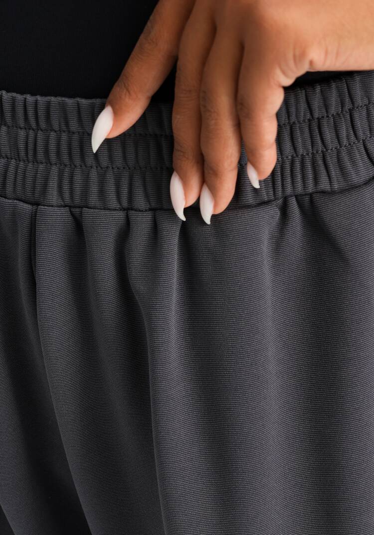 Брюки с отрезными линиями шир.  750, рис. 15