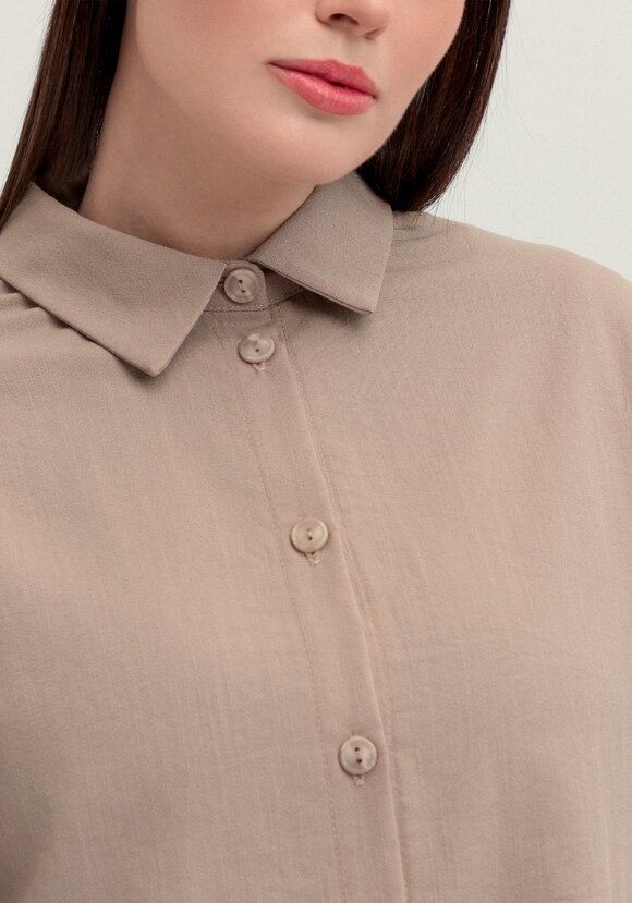 Рубашка на пуговицах свободного кроя шир.  580, рис. 21