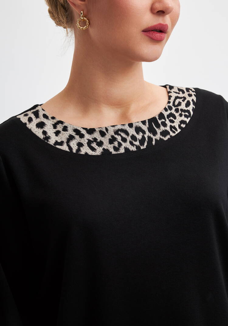 Блуза трикотажная с вставкой шир.  750, рис. 5