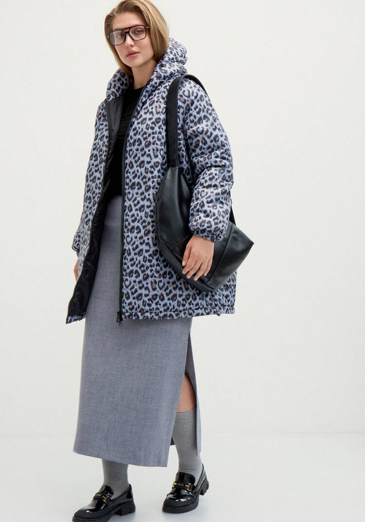 Куртка с анималистическим принтом и капюшоном шир.  750, рис. 22