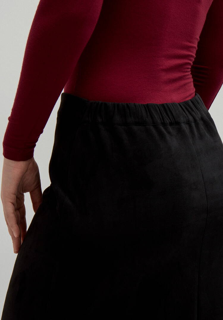 Юбка из экозамши на кокетке шир.  750, рис. 6