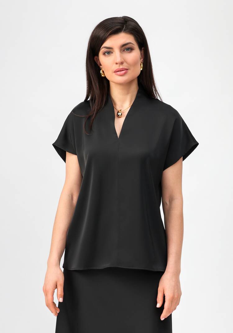 Блуза с V-образным вырезом с коротким рукавом шир.  750, рис. 14