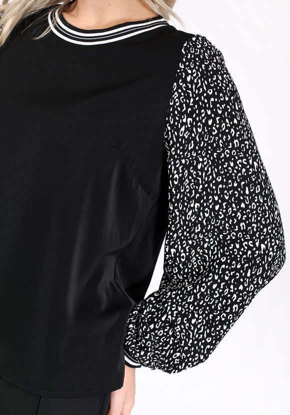 Блуза с контрастным свободным рукавом шир.  580, рис. 5