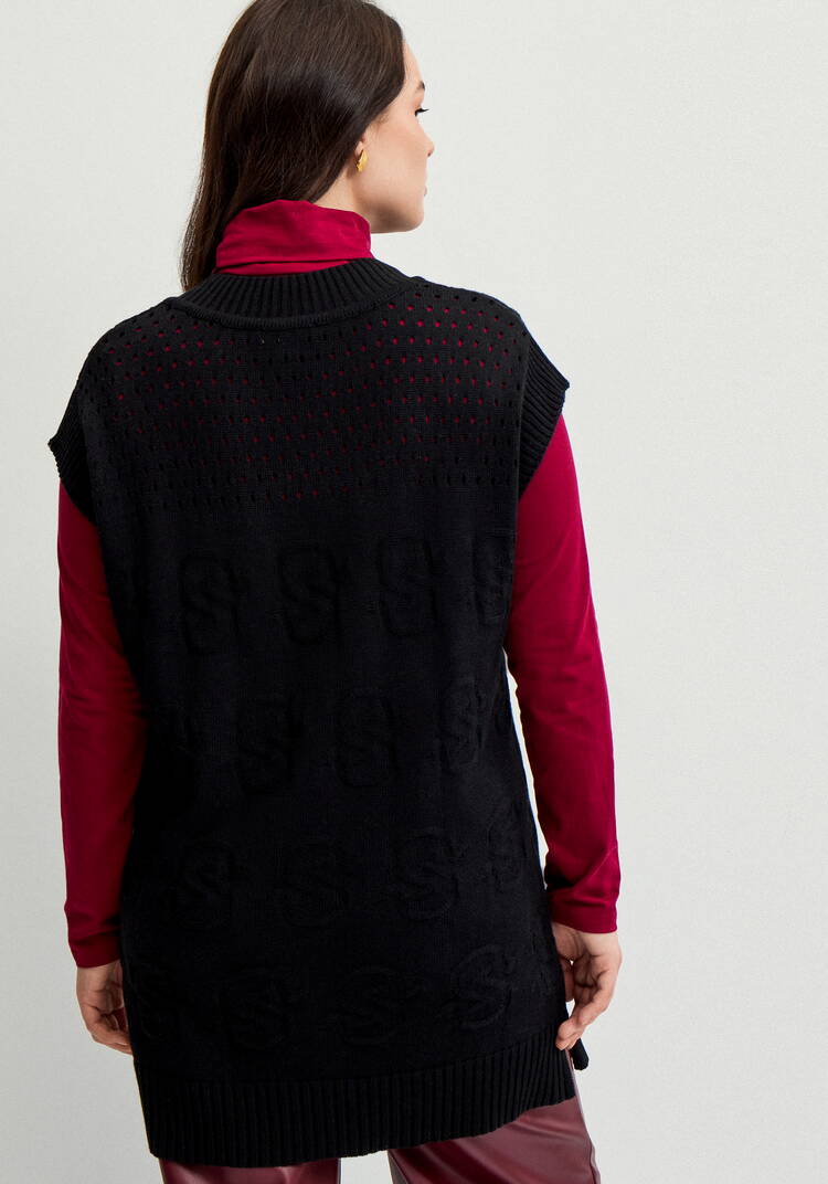 Жилет ажурный с карманами шир.  750, рис. 10