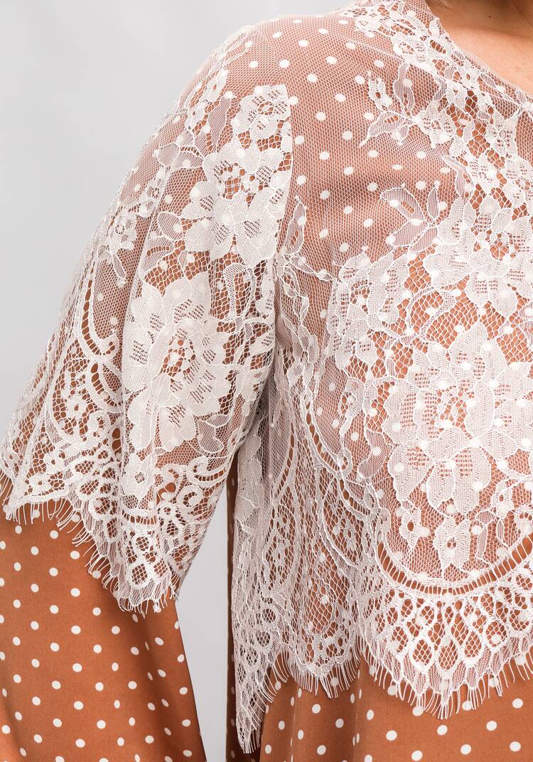 Блуза с кружевом по плечам шир.  750, рис. 41