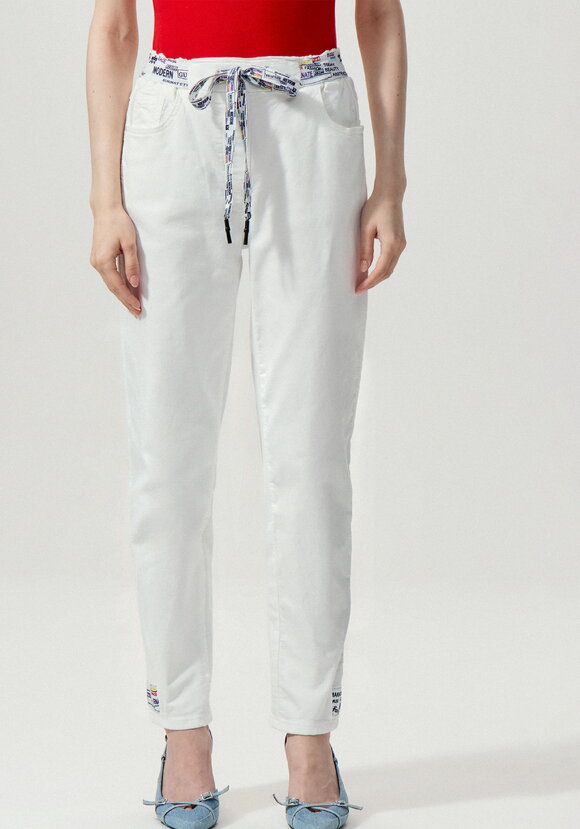 Джинсы с принтом по поясу шир.  580, рис. 4