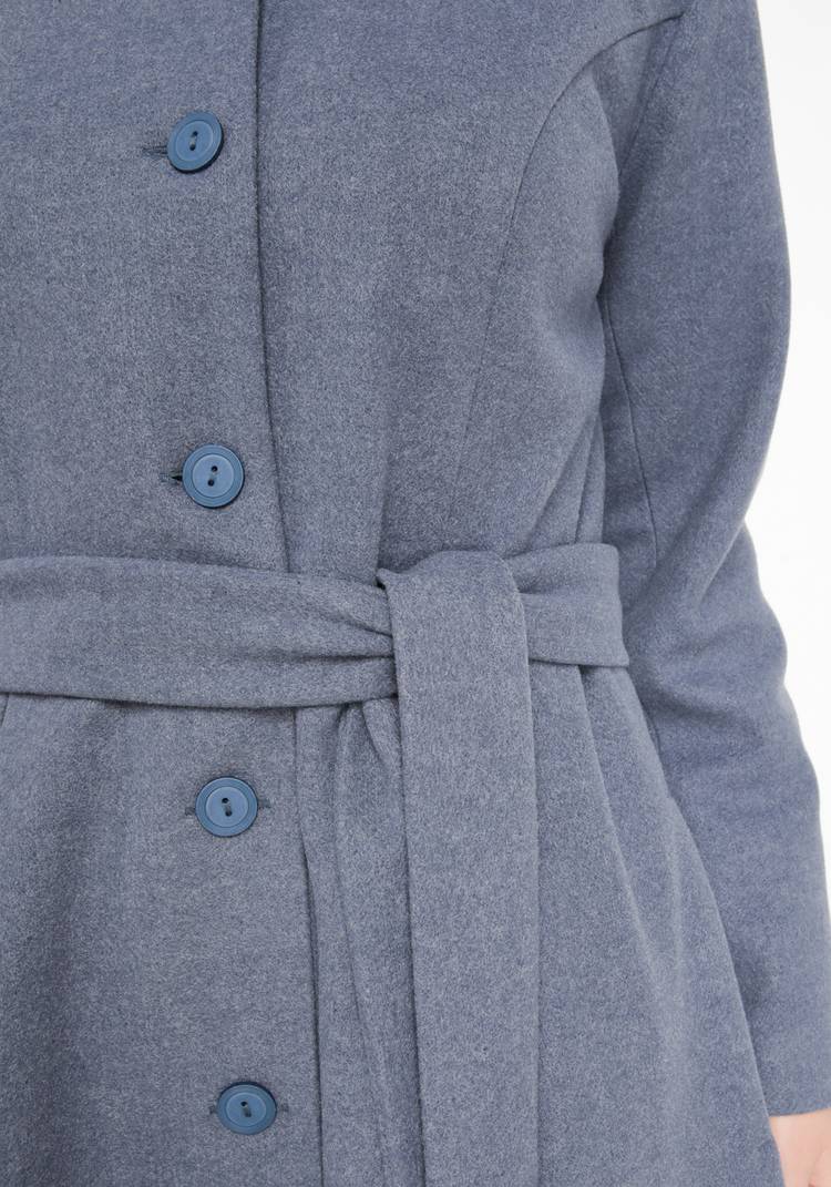 Пальто с перфорацией по низу изделия шир.  750, рис. 5