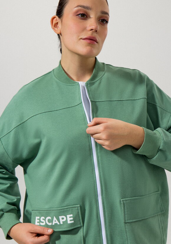 Бомбер с кулиской по низу шир.  580, рис. 16